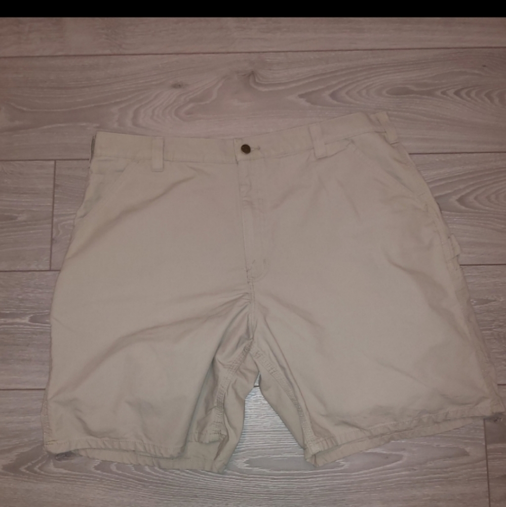 Carhartt beige men's shorts 🩳